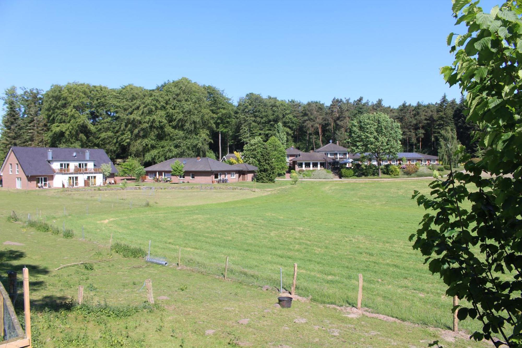 Hotel Land-gut-Hotel Wahlde Grapperhausen Buitenkant foto